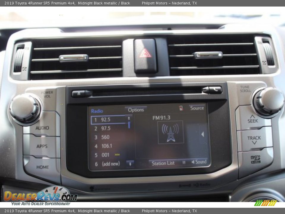 2019 Toyota 4Runner SR5 Premium 4x4 Midnight Black metallic / Black Photo #16