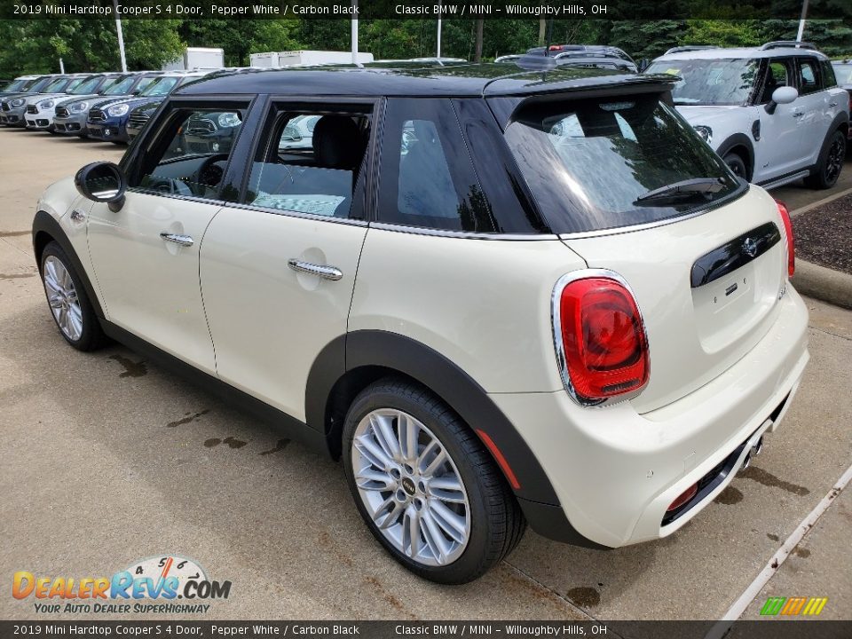 2019 Mini Hardtop Cooper S 4 Door Pepper White / Carbon Black Photo #3