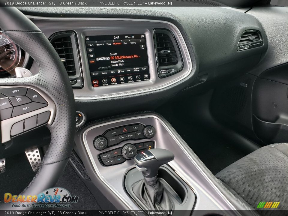 2019 Dodge Challenger R/T Shifter Photo #10