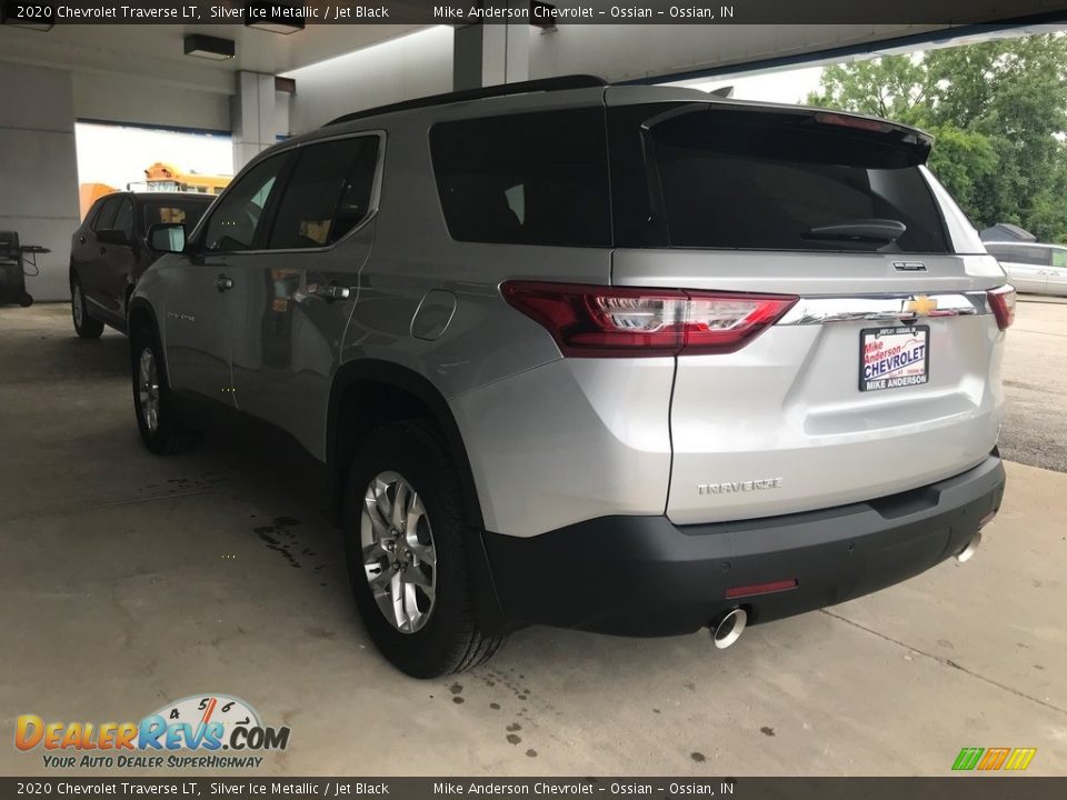 2020 Chevrolet Traverse LT Silver Ice Metallic / Jet Black Photo #5