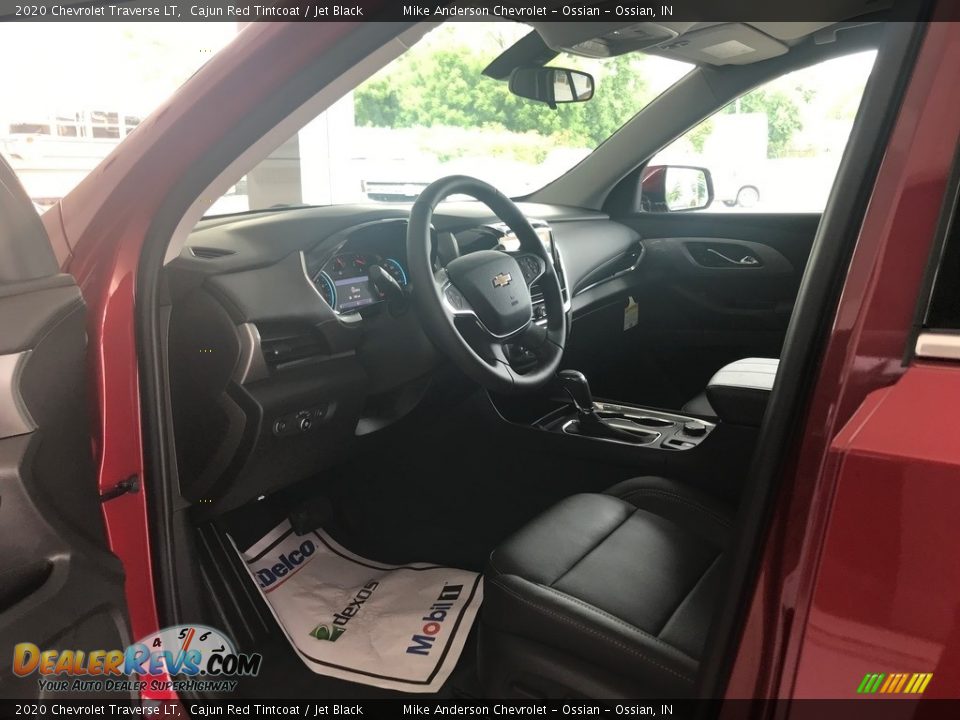 2020 Chevrolet Traverse LT Cajun Red Tintcoat / Jet Black Photo #8