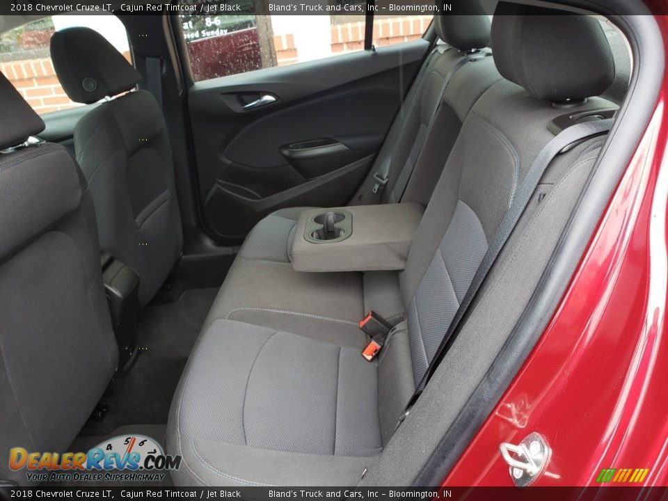 2018 Chevrolet Cruze LT Cajun Red Tintcoat / Jet Black Photo #30
