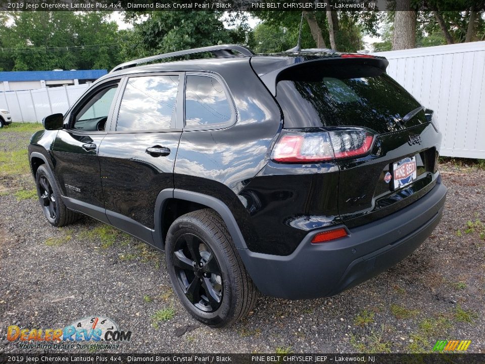 2019 Jeep Cherokee Latitude Plus 4x4 Diamond Black Crystal Pearl / Black Photo #4