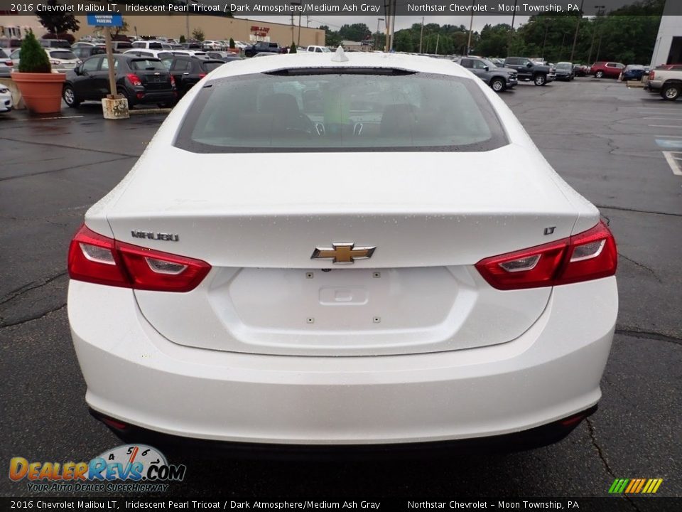 2016 Chevrolet Malibu LT Iridescent Pearl Tricoat / Dark Atmosphere/Medium Ash Gray Photo #6