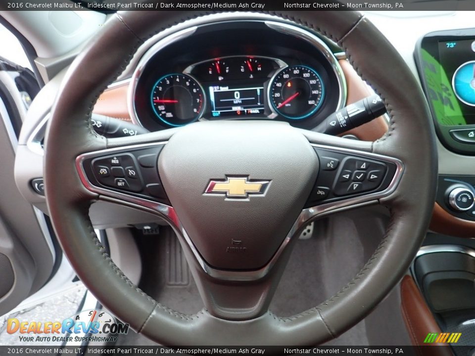 2016 Chevrolet Malibu LT Iridescent Pearl Tricoat / Dark Atmosphere/Medium Ash Gray Photo #26