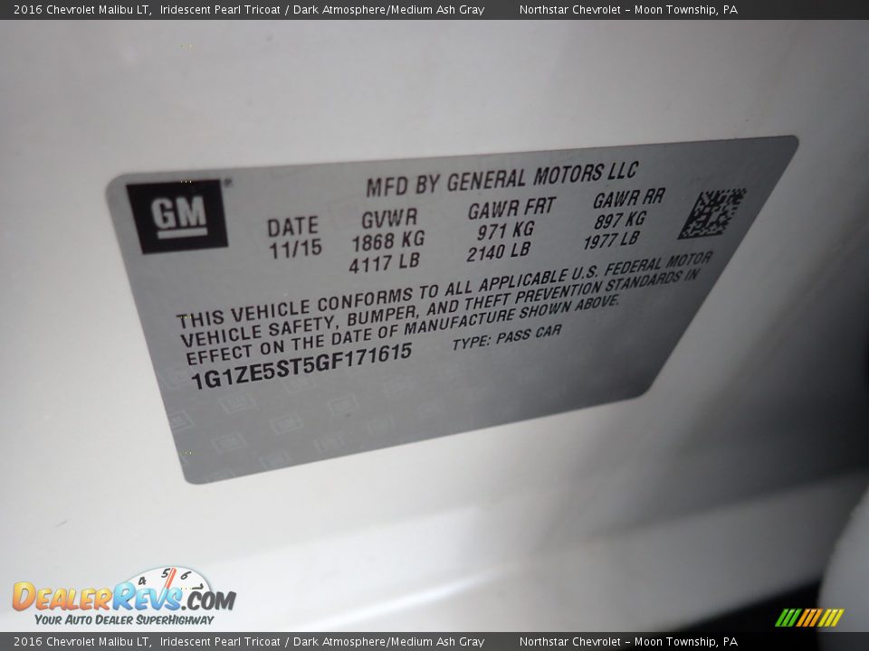 2016 Chevrolet Malibu LT Iridescent Pearl Tricoat / Dark Atmosphere/Medium Ash Gray Photo #28