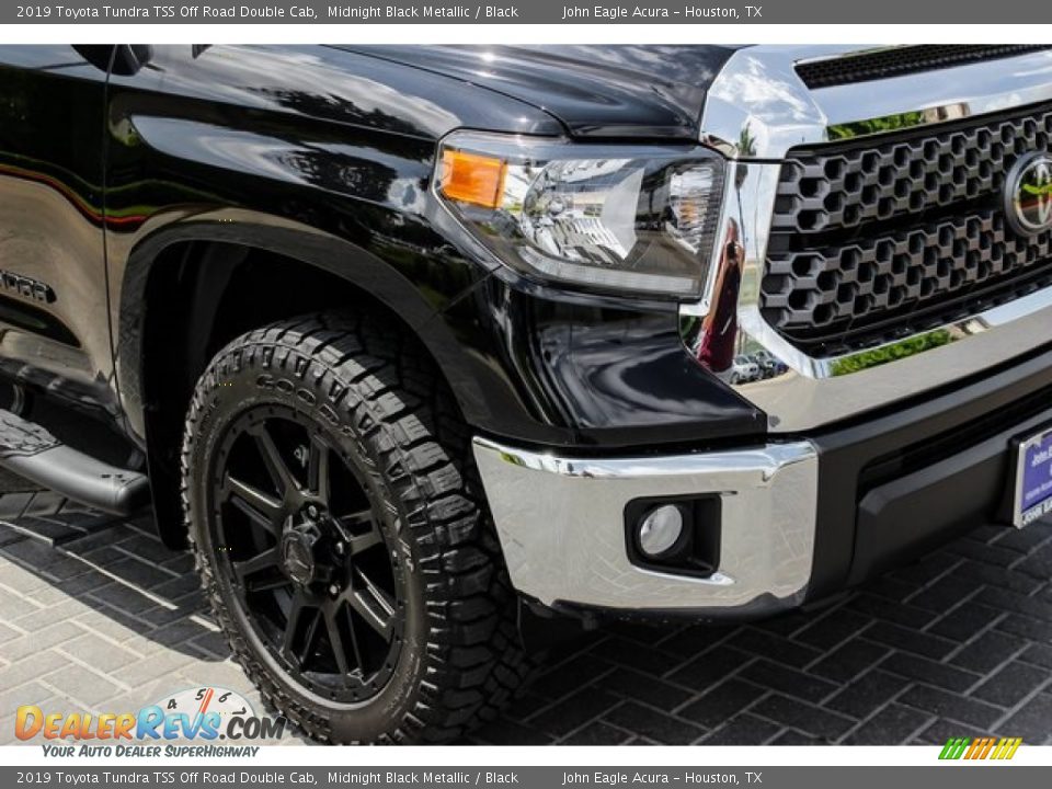 2019 Toyota Tundra TSS Off Road Double Cab Midnight Black Metallic / Black Photo #13