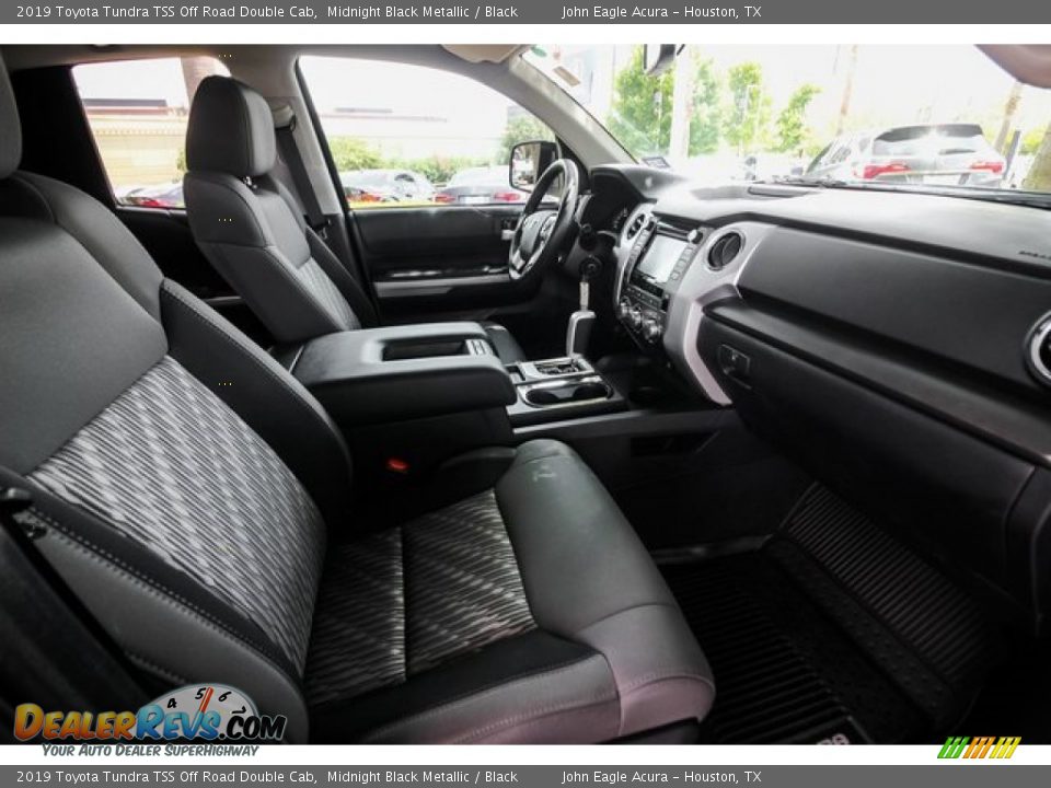 Front Seat of 2019 Toyota Tundra TSS Off Road Double Cab Photo #25