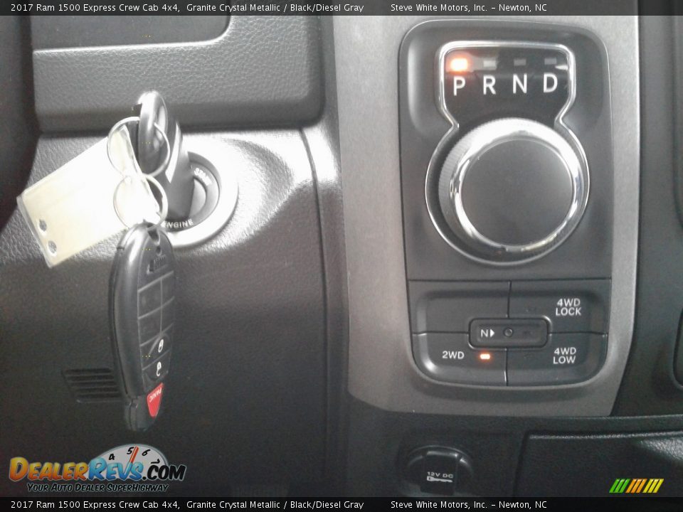 2017 Ram 1500 Express Crew Cab 4x4 Granite Crystal Metallic / Black/Diesel Gray Photo #20