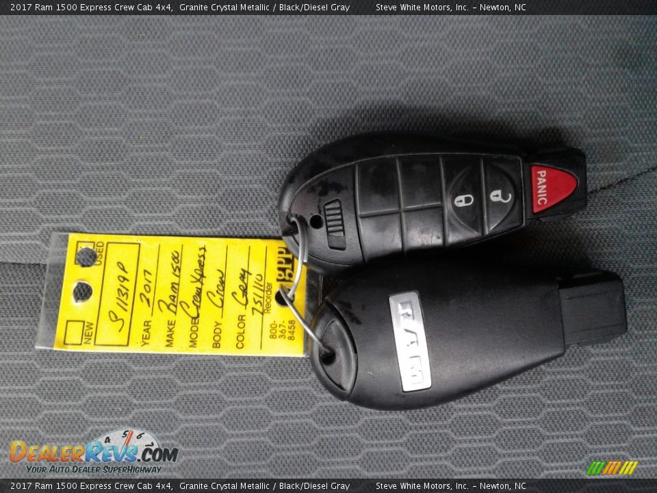 2017 Ram 1500 Express Crew Cab 4x4 Granite Crystal Metallic / Black/Diesel Gray Photo #24