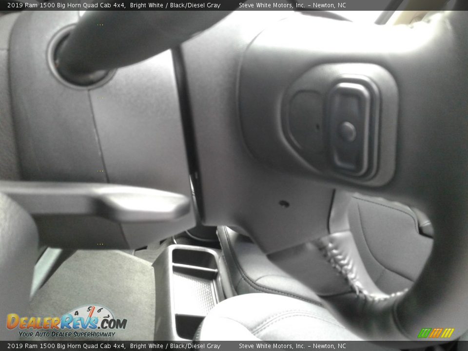 2019 Ram 1500 Big Horn Quad Cab 4x4 Bright White / Black/Diesel Gray Photo #16