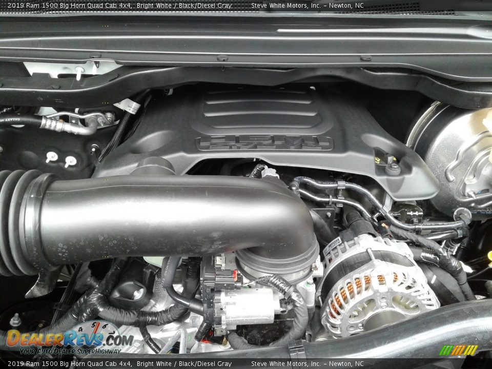 2019 Ram 1500 Big Horn Quad Cab 4x4 Bright White / Black/Diesel Gray Photo #33