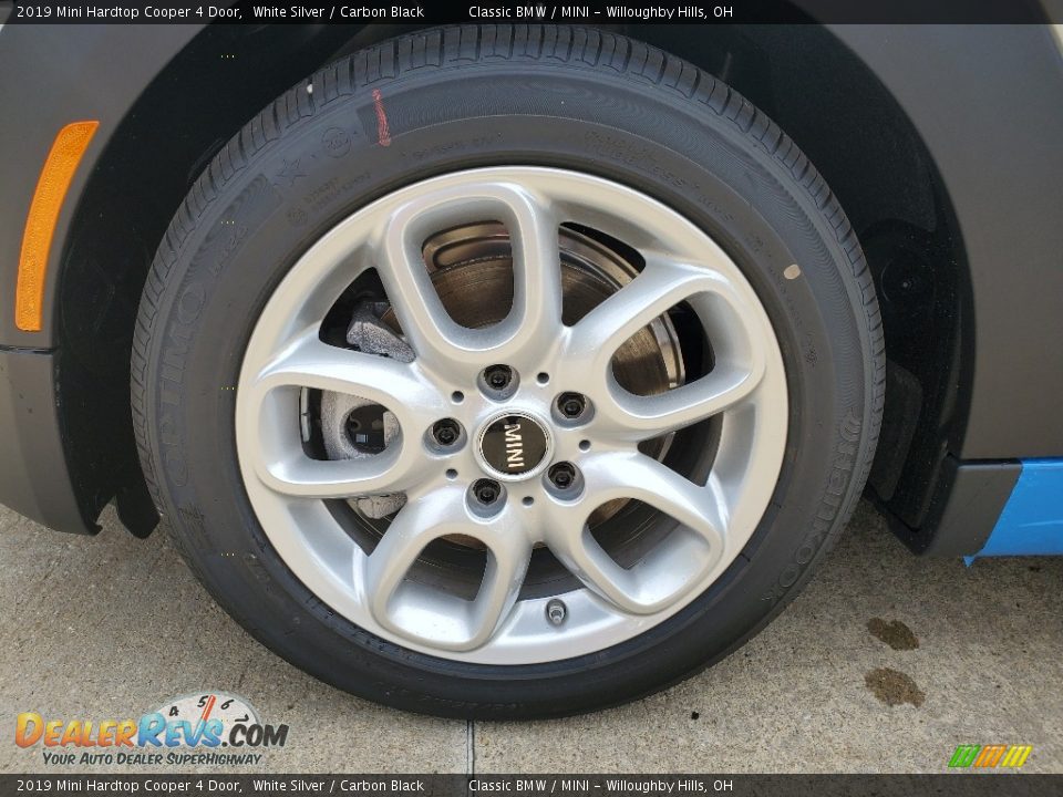 2019 Mini Hardtop Cooper 4 Door White Silver / Carbon Black Photo #5