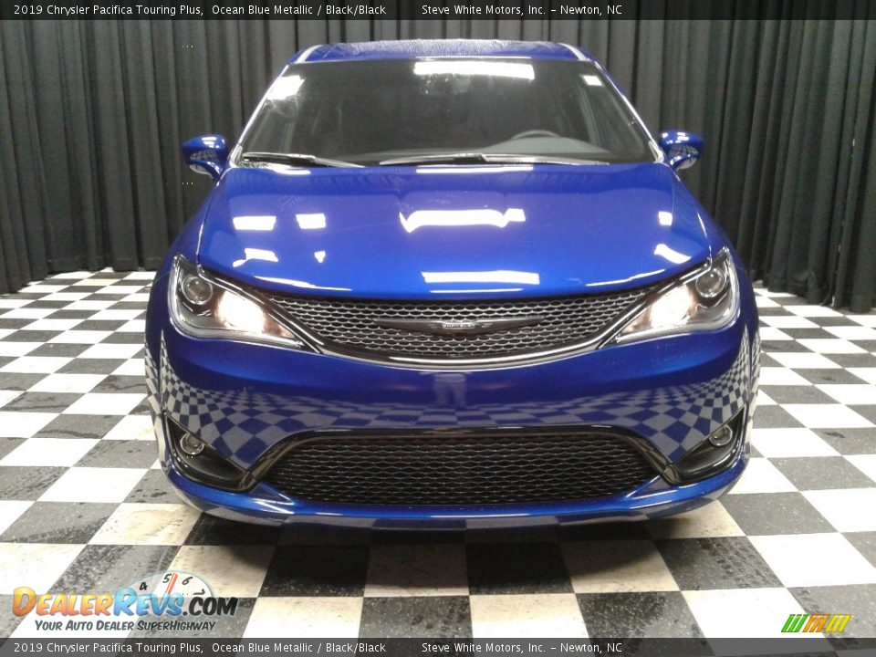 2019 Chrysler Pacifica Touring Plus Ocean Blue Metallic / Black/Black Photo #3