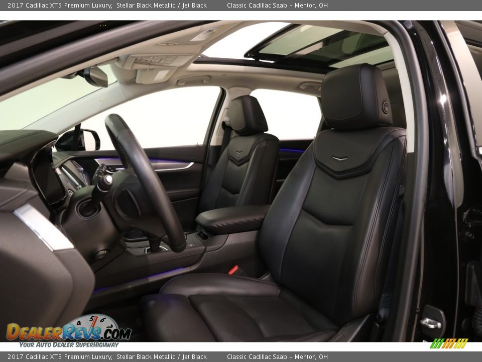 2017 Cadillac XT5 Premium Luxury Stellar Black Metallic / Jet Black Photo #5