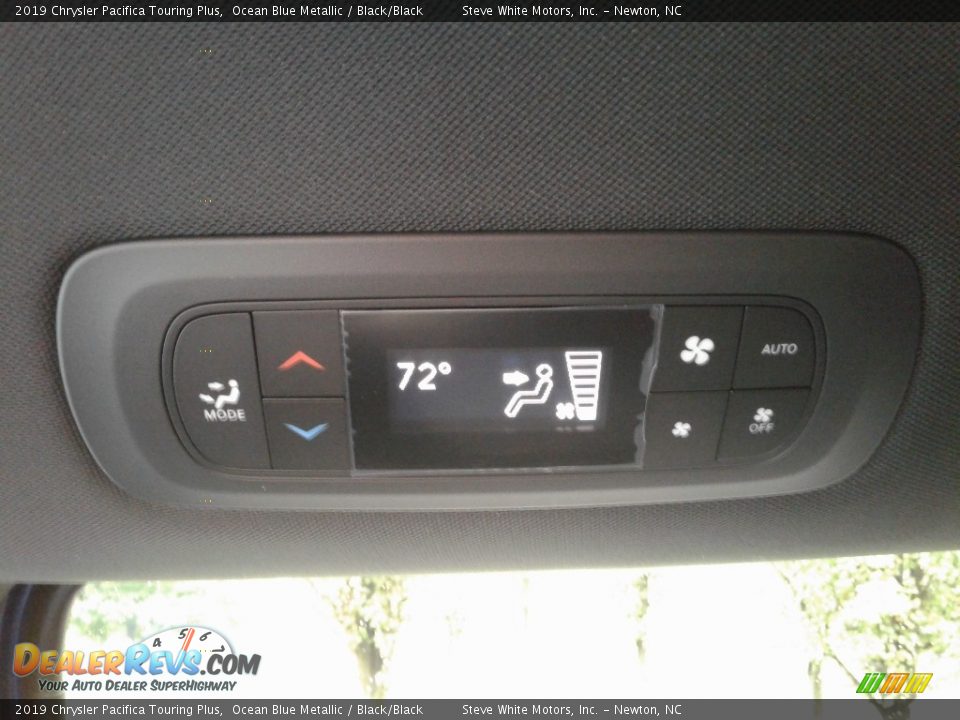 2019 Chrysler Pacifica Touring Plus Ocean Blue Metallic / Black/Black Photo #33