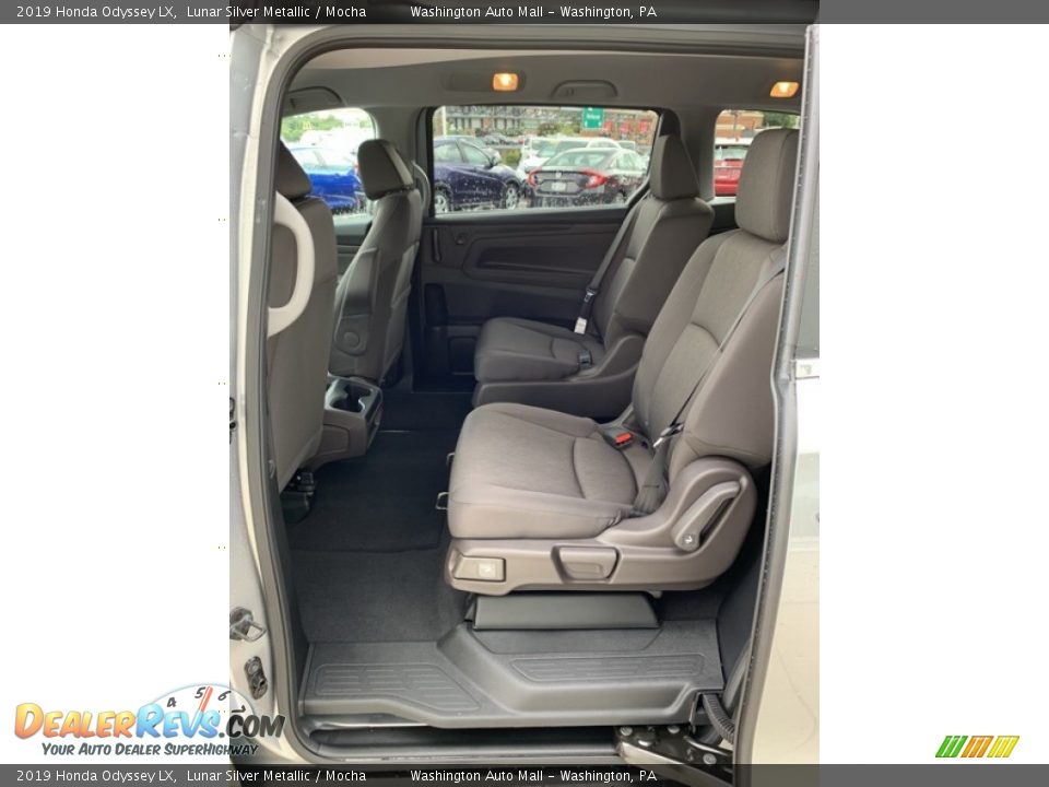 2019 Honda Odyssey LX Lunar Silver Metallic / Mocha Photo #17