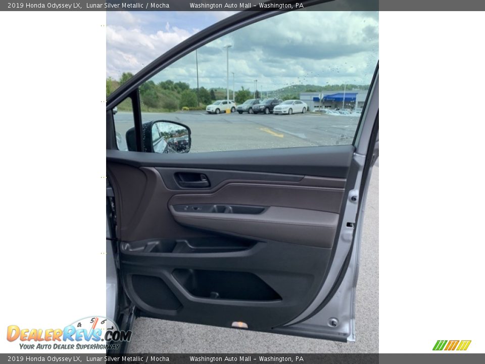 2019 Honda Odyssey LX Lunar Silver Metallic / Mocha Photo #25