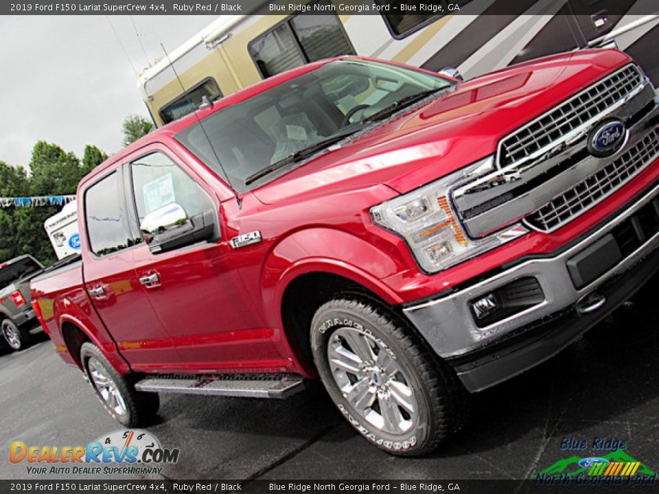 2019 Ford F150 Lariat SuperCrew 4x4 Ruby Red / Black Photo #35