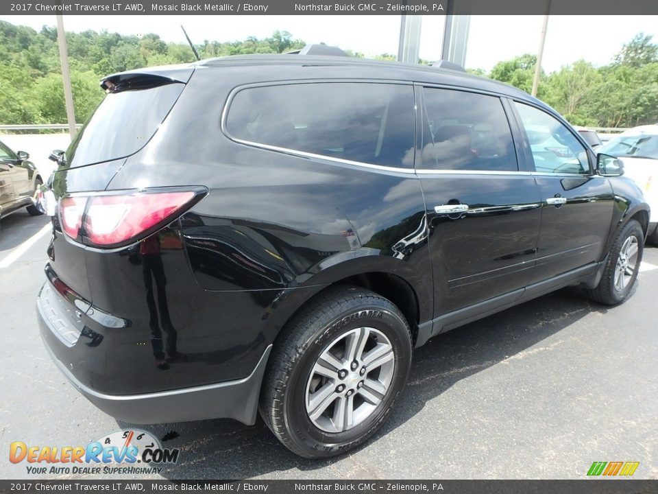 2017 Chevrolet Traverse LT AWD Mosaic Black Metallic / Ebony Photo #8