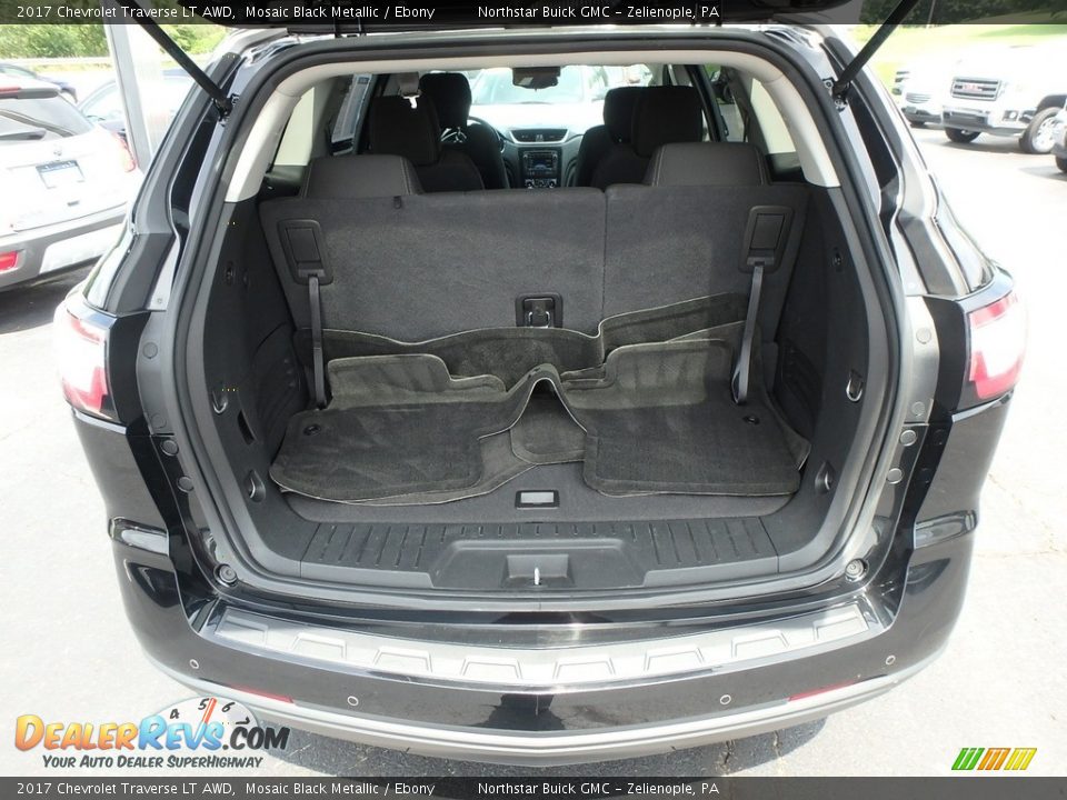 2017 Chevrolet Traverse LT AWD Mosaic Black Metallic / Ebony Photo #10
