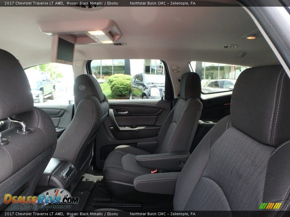 2017 Chevrolet Traverse LT AWD Mosaic Black Metallic / Ebony Photo #16