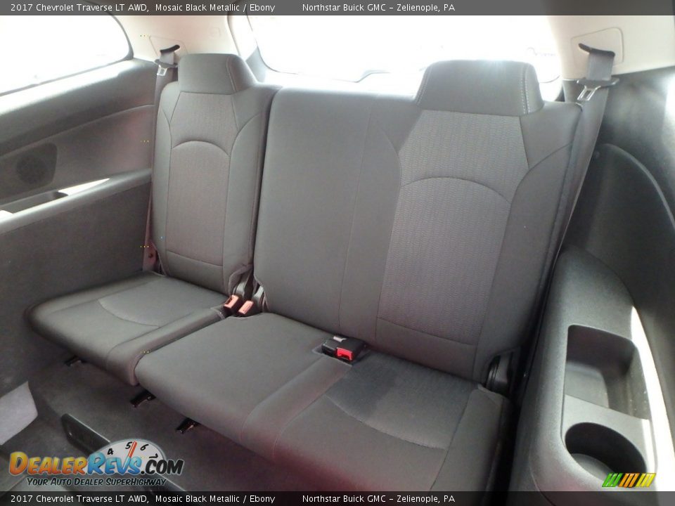 2017 Chevrolet Traverse LT AWD Mosaic Black Metallic / Ebony Photo #17
