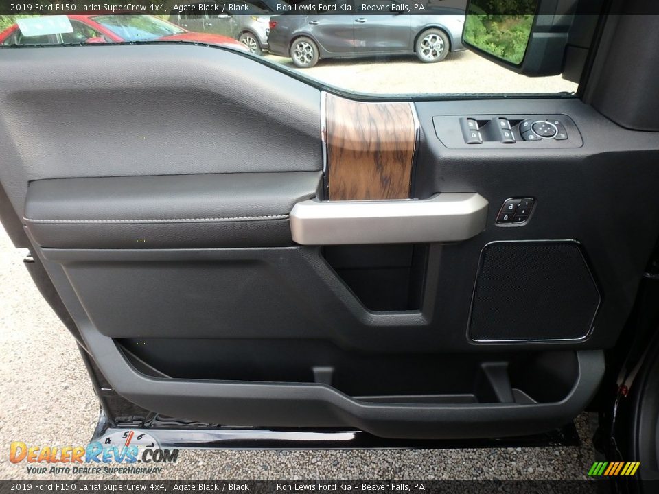 Door Panel of 2019 Ford F150 Lariat SuperCrew 4x4 Photo #14