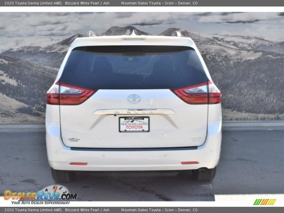2020 Toyota Sienna Limited AWD Blizzard White Pearl / Ash Photo #4