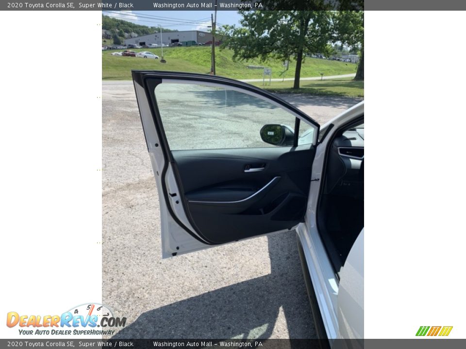 2020 Toyota Corolla SE Super White / Black Photo #9