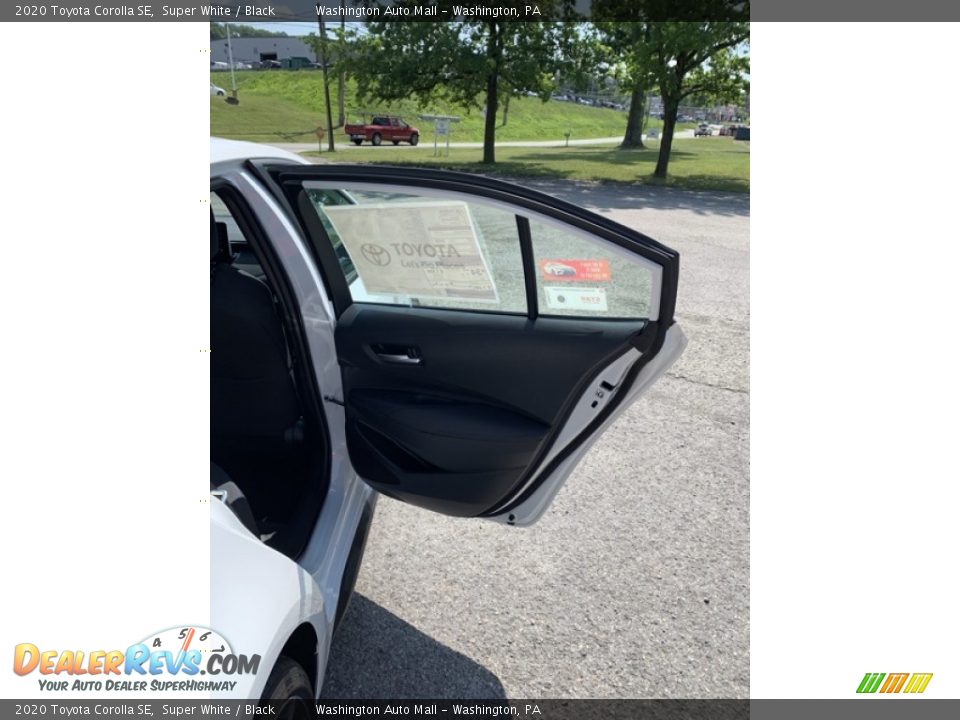 2020 Toyota Corolla SE Super White / Black Photo #26
