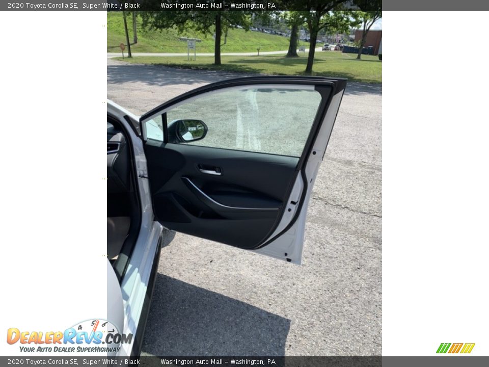 2020 Toyota Corolla SE Super White / Black Photo #30