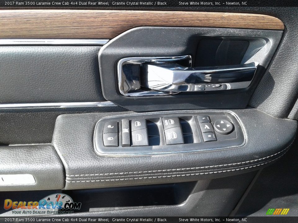 2017 Ram 3500 Laramie Crew Cab 4x4 Dual Rear Wheel Granite Crystal Metallic / Black Photo #9