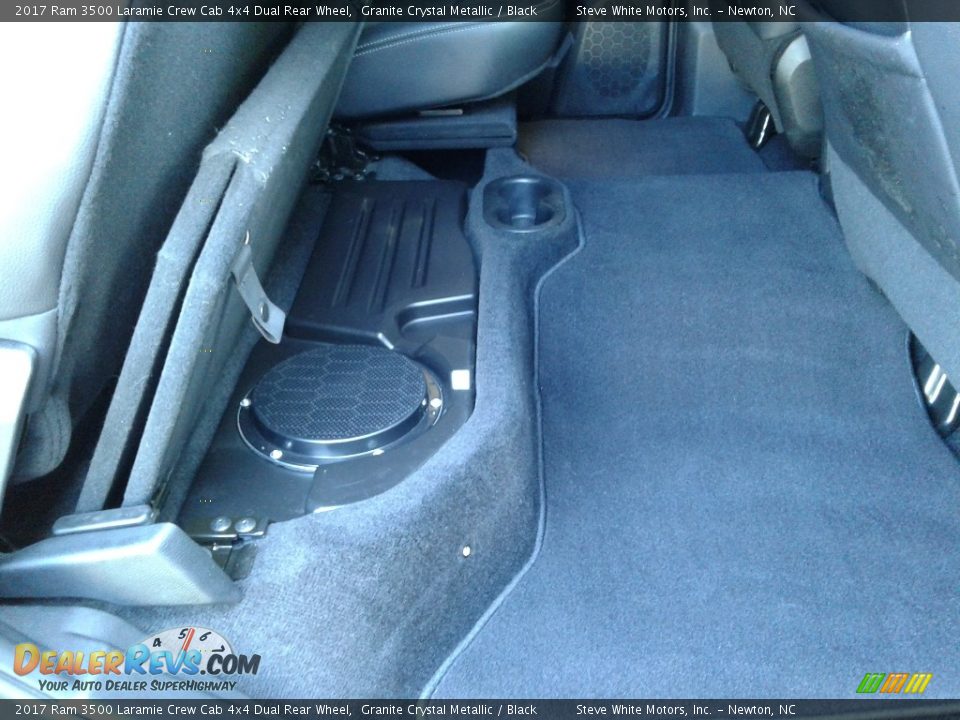 2017 Ram 3500 Laramie Crew Cab 4x4 Dual Rear Wheel Granite Crystal Metallic / Black Photo #13