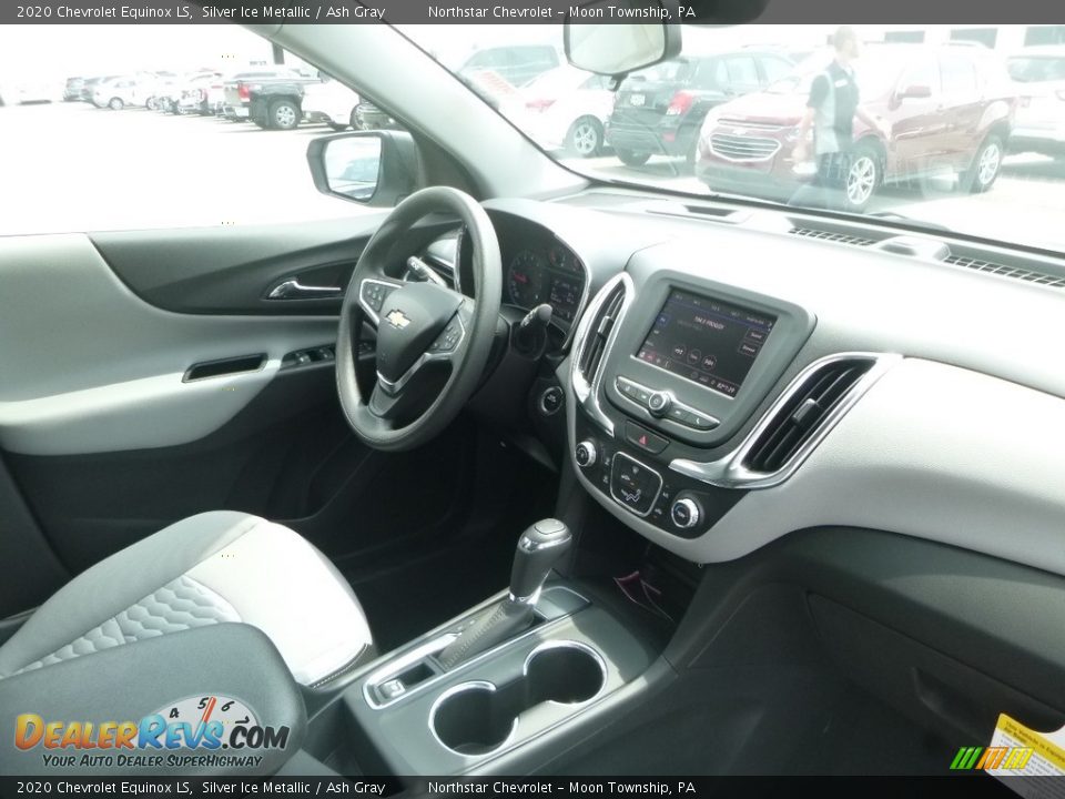 2020 Chevrolet Equinox LS Silver Ice Metallic / Ash Gray Photo #11