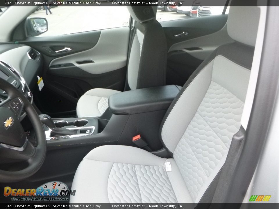 2020 Chevrolet Equinox LS Silver Ice Metallic / Ash Gray Photo #14