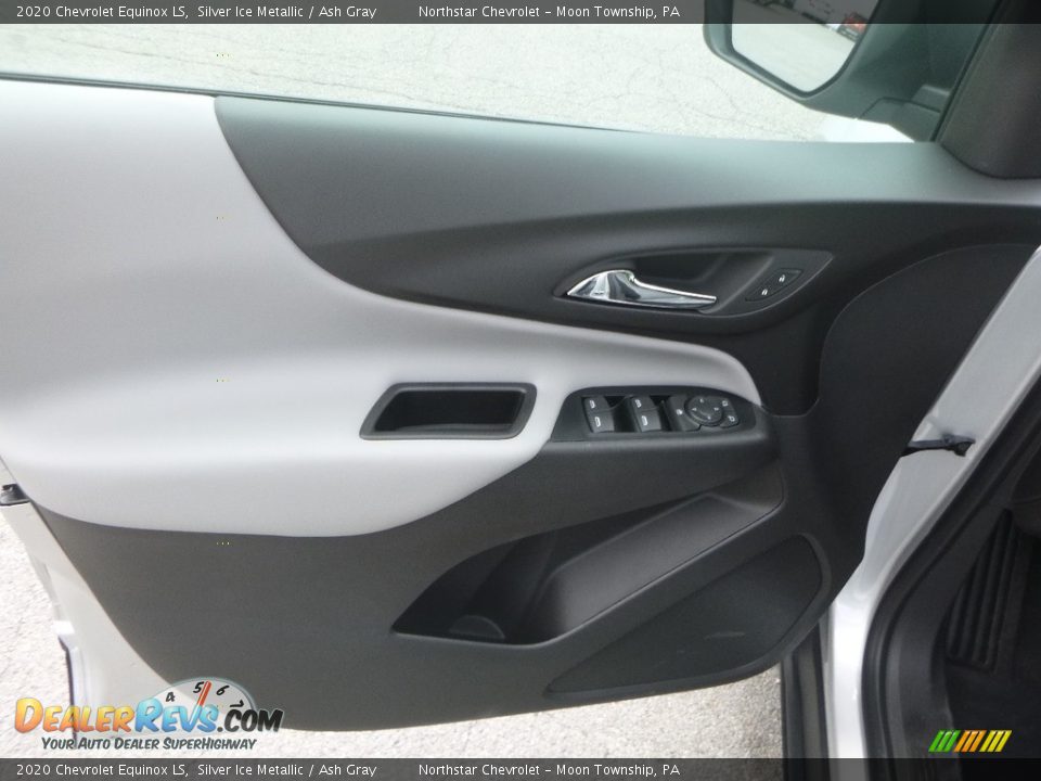 2020 Chevrolet Equinox LS Silver Ice Metallic / Ash Gray Photo #15