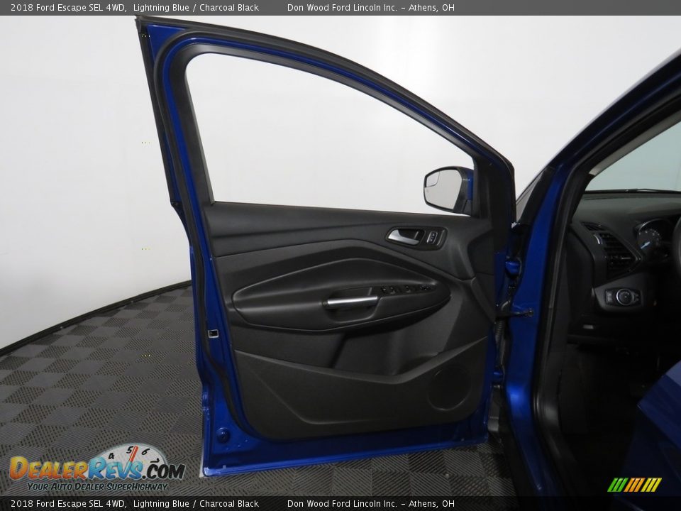 2018 Ford Escape SEL 4WD Lightning Blue / Charcoal Black Photo #17