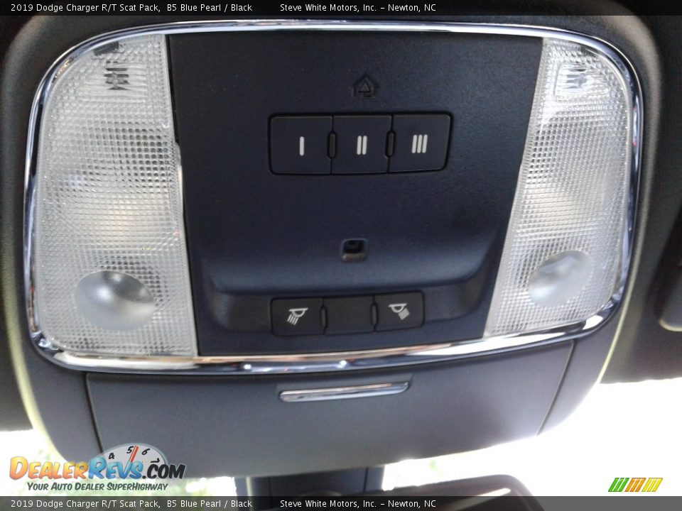 2019 Dodge Charger R/T Scat Pack B5 Blue Pearl / Black Photo #32