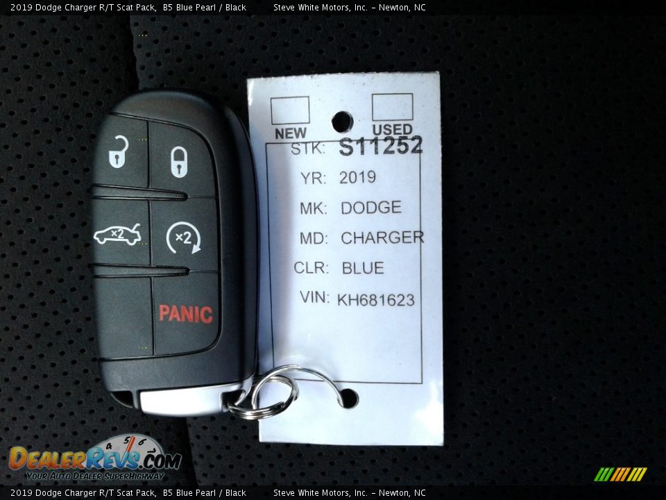 2019 Dodge Charger R/T Scat Pack B5 Blue Pearl / Black Photo #34