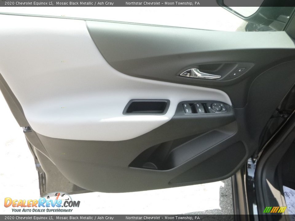 2020 Chevrolet Equinox LS Mosaic Black Metallic / Ash Gray Photo #15