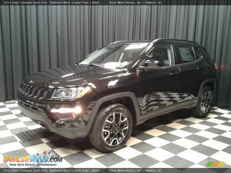 2019 Jeep Compass Sport 4x4 Diamond Black Crystal Pearl / Black Photo #2
