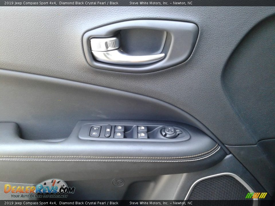 2019 Jeep Compass Sport 4x4 Diamond Black Crystal Pearl / Black Photo #9