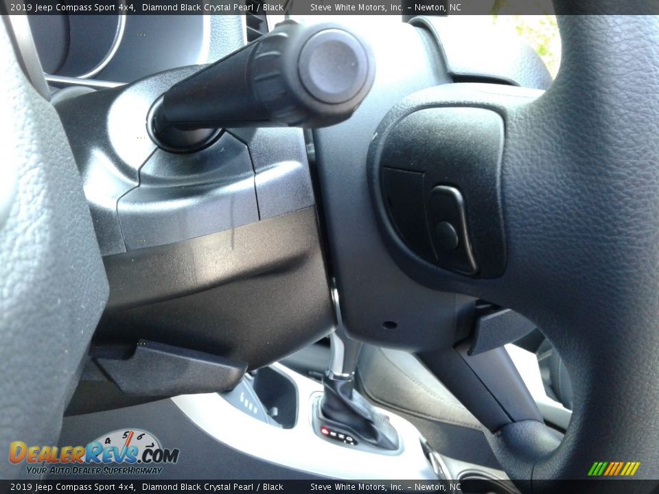 2019 Jeep Compass Sport 4x4 Diamond Black Crystal Pearl / Black Photo #16