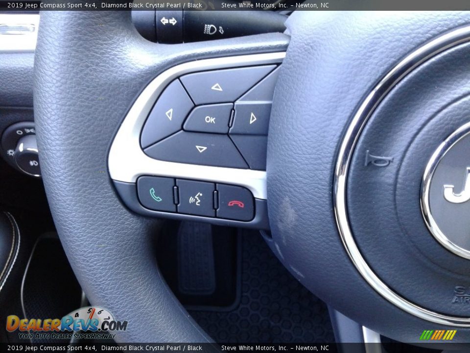 2019 Jeep Compass Sport 4x4 Diamond Black Crystal Pearl / Black Photo #17