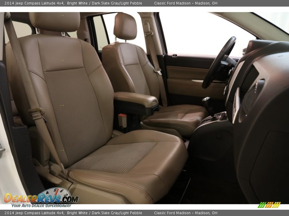 2014 Jeep Compass Latitude 4x4 Bright White / Dark Slate Gray/Light Pebble Photo #11