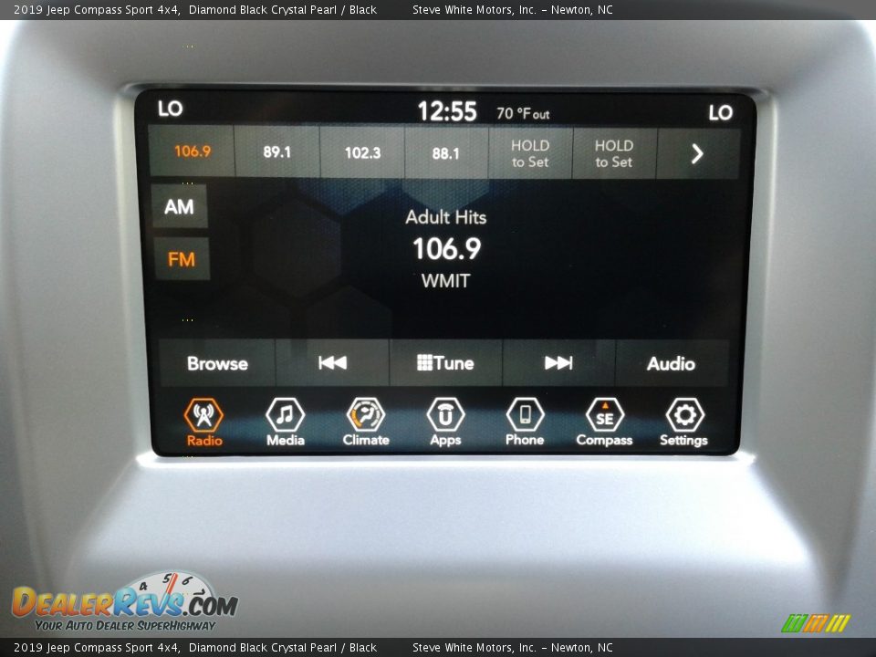 2019 Jeep Compass Sport 4x4 Diamond Black Crystal Pearl / Black Photo #21