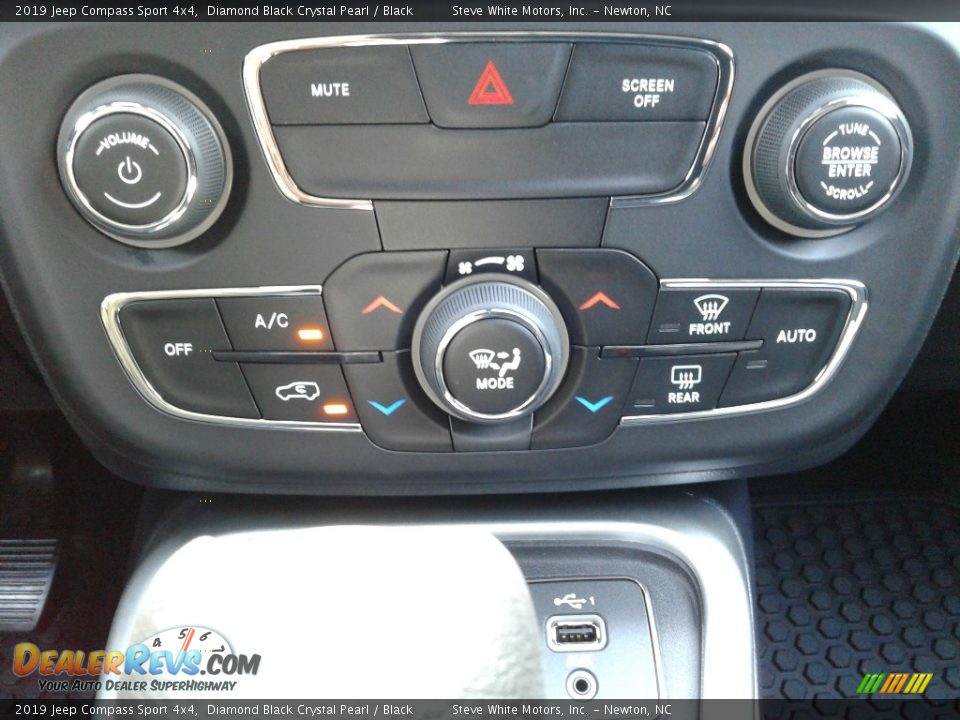 2019 Jeep Compass Sport 4x4 Diamond Black Crystal Pearl / Black Photo #25