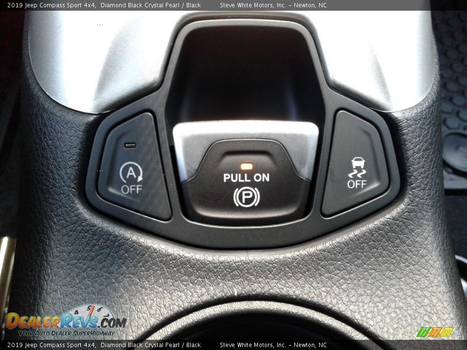 2019 Jeep Compass Sport 4x4 Diamond Black Crystal Pearl / Black Photo #28