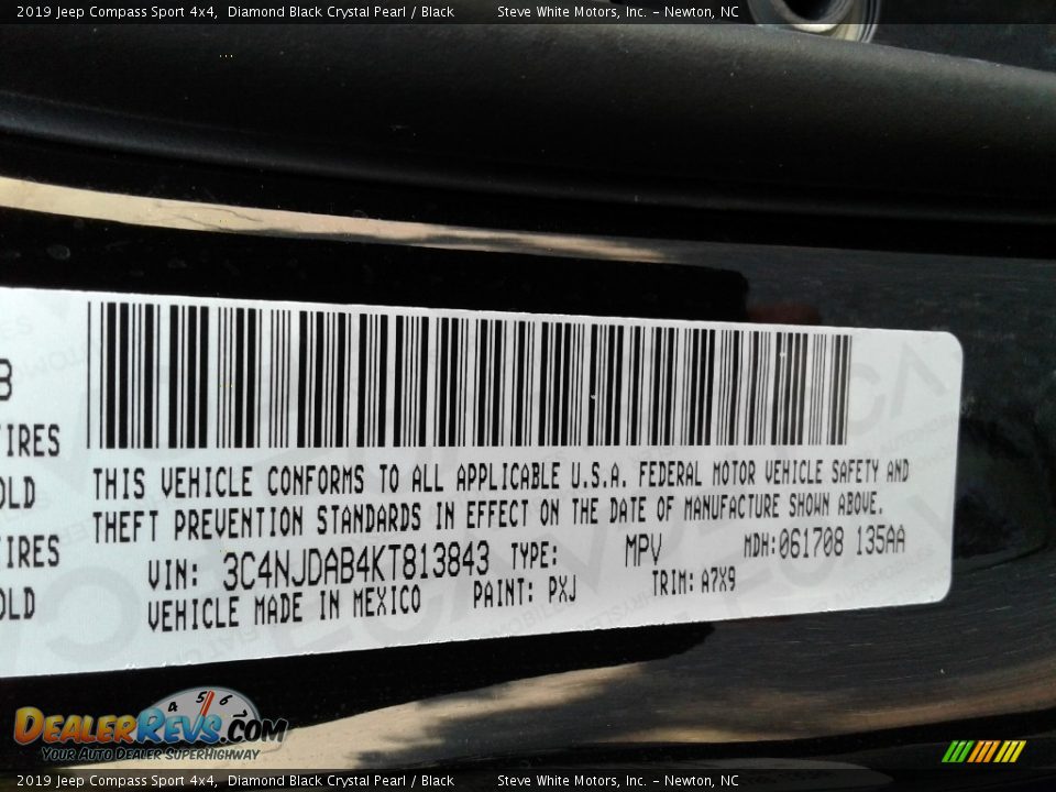 2019 Jeep Compass Sport 4x4 Diamond Black Crystal Pearl / Black Photo #32